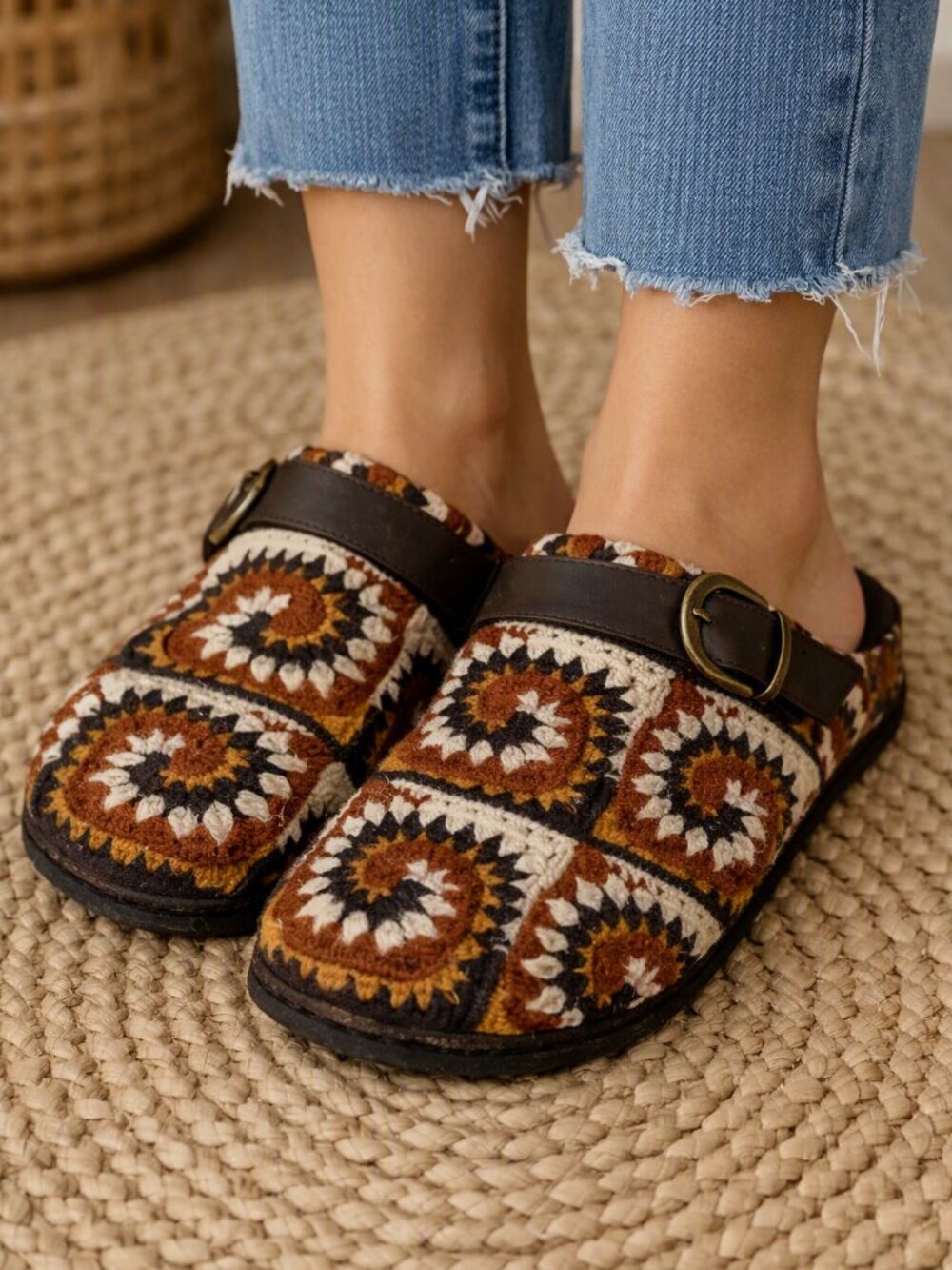 Crochet-Pattern Clogs in Brown, Cream, Gold